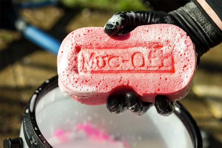 Muc Off Expanding Sponge Tvättsvamp