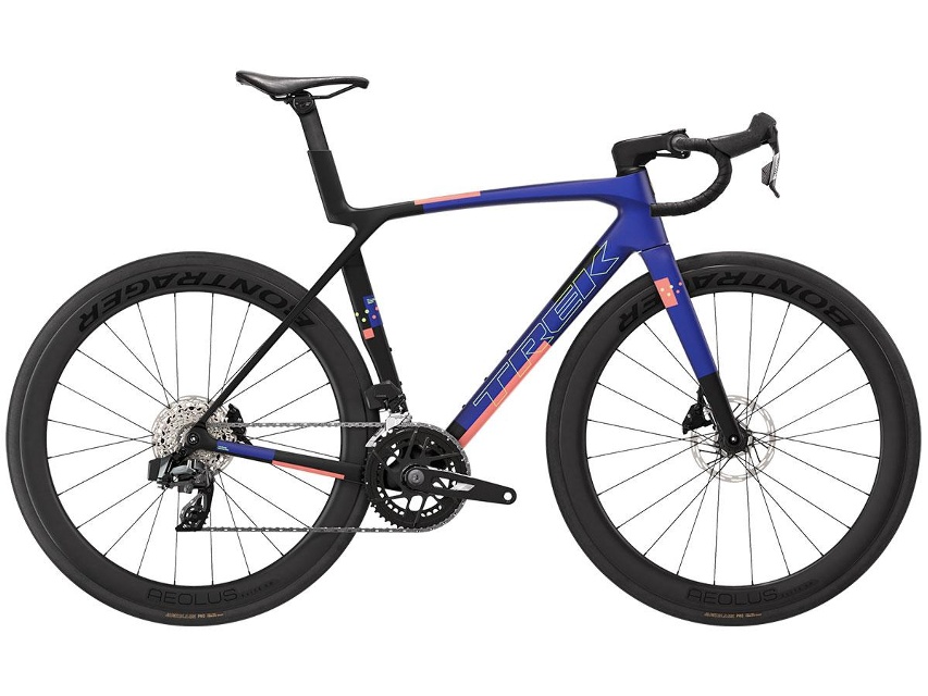 Trek Madone SL 6 SRAM Rival AXS Racercykel Matte Cobalt Blue/Trek Black