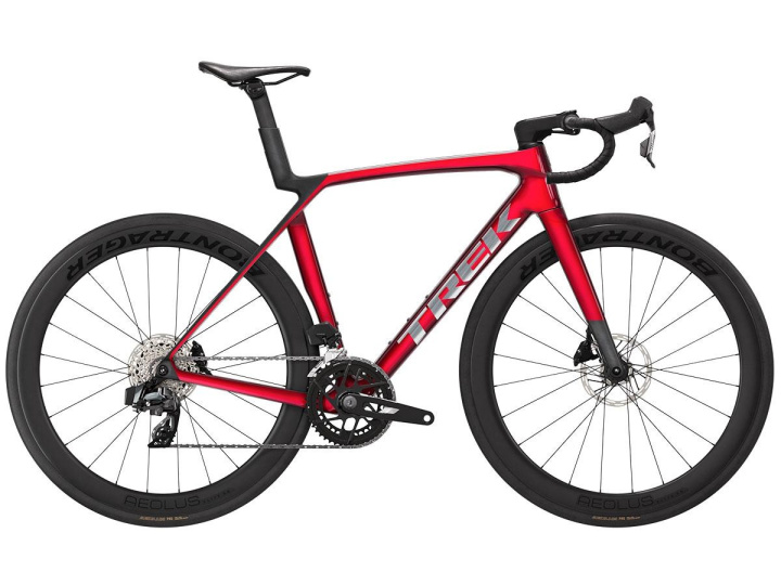 Trek Madone SL 6 SRAM Rival AXS Racercykel Gloss Fury Red/Matte Deep Smoke i gruppen Cyklar / Racercykel hos CykelCity (11071)