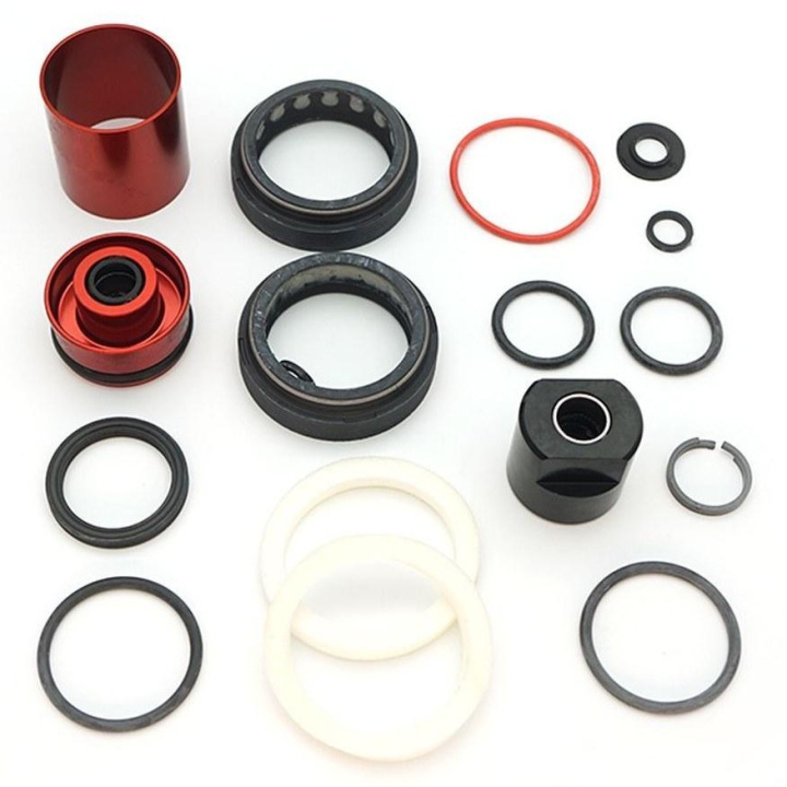 RockShox Service Kit 200h/1yr Boxxer Select C2 i gruppen Komponenter / Framgaffel/Dämpare / Reservdelar Dämpare hos CykelCity (54786)