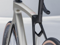 Trek Madone SL 7 Ultegra Gen 8 Racercykel Matte Lunar Silver