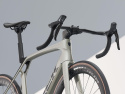 Trek Madone SL 7 Ultegra Gen 8 Racercykel Matte Lunar Silver