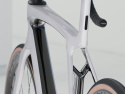 Trek Madone SL 6 105 Gen 8 Racercykel White Prismatic